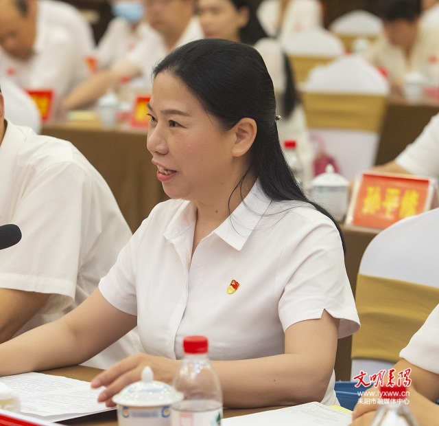 【同唱一首歌·同心跟党走（3）】曹艳萍：甘为“教育”献芳华
