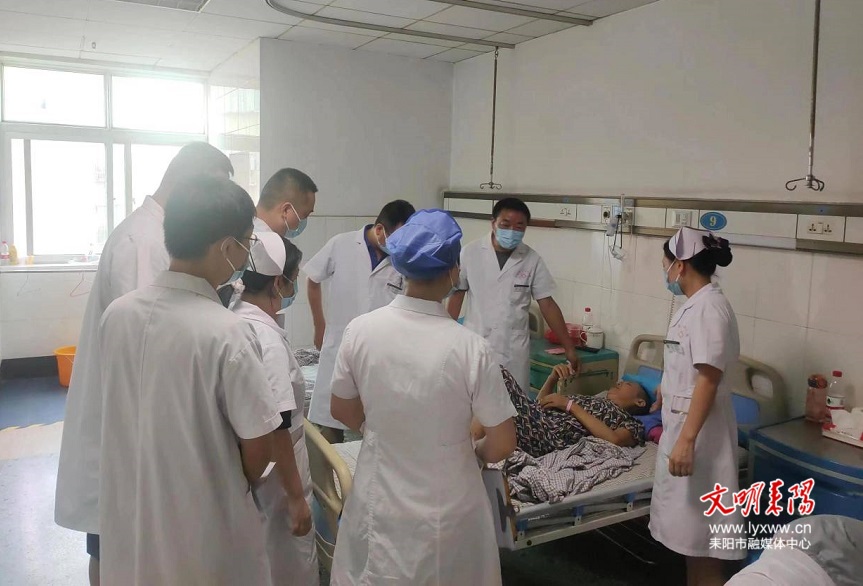 55岁老人抢救成功！耒阳市人民医院争分夺秒再创奇迹
