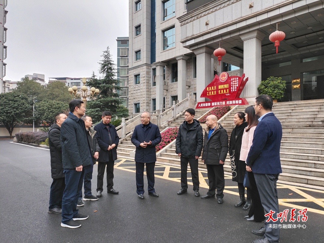 我市6名省人大代表赴长参加省十四届人大一次会议