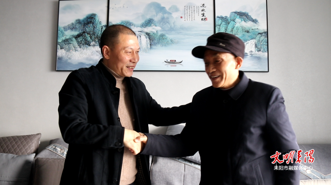 周斐走访慰问退休老干部