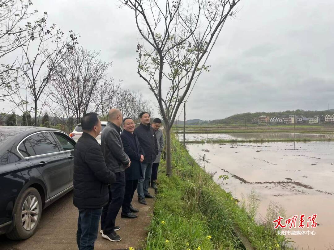 刘廷斌到坛下乡督导春耕备耕工作