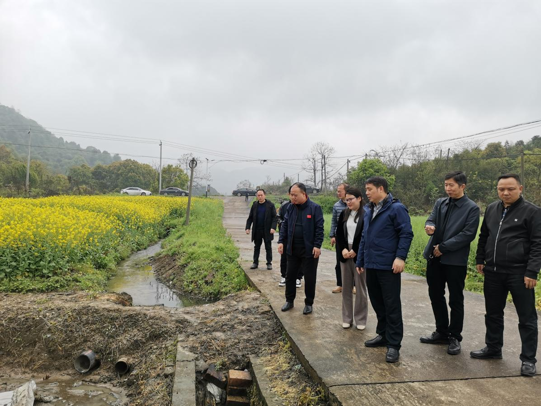 李云到基层调研春耕备耕等工作