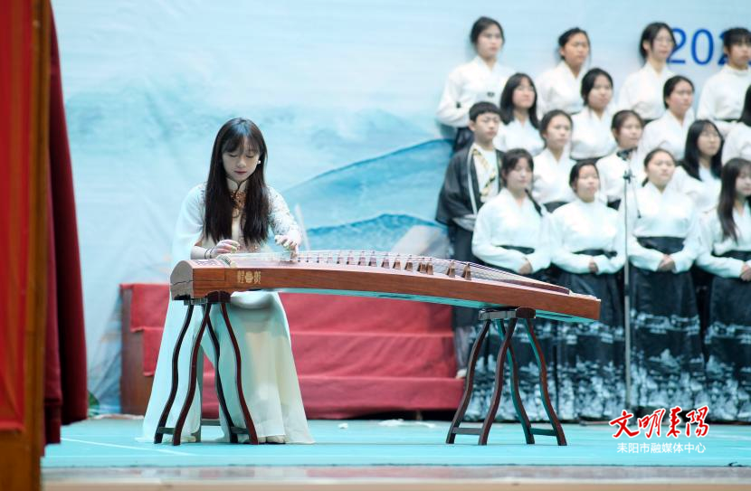 耒阳一中举行第三届中华优秀传统文化经典诵读比赛活动