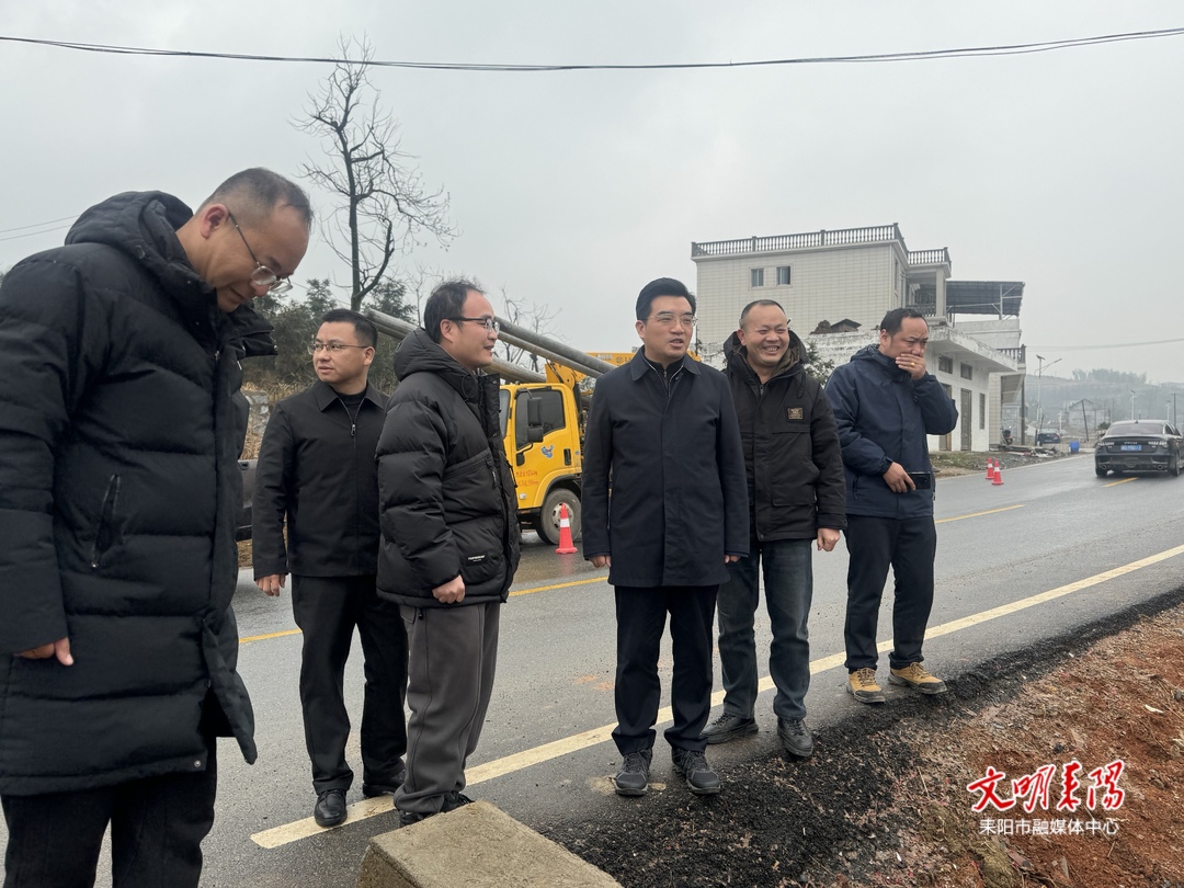 赖馨正暗访督查当前重点工作