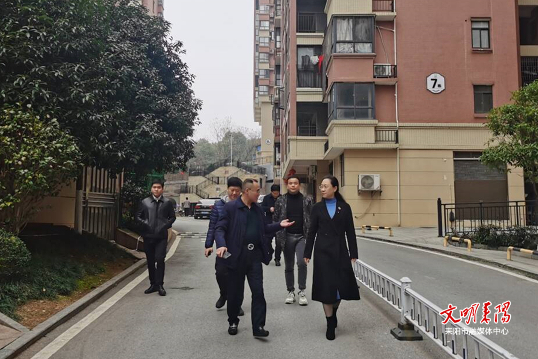 谢东平调研规上服务业和资质以上建筑业企业生产暨“五经普”工作