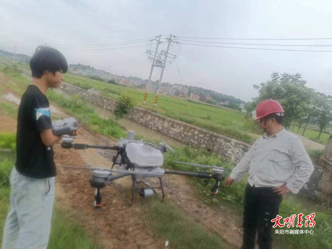 监护无人机作业  守护电网安全