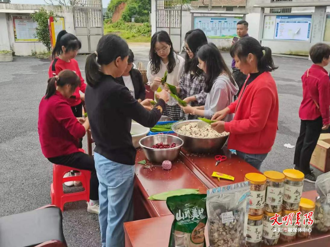 市科工信局驻新民村工作队：打造“乡村直播间”，助力乡村振兴