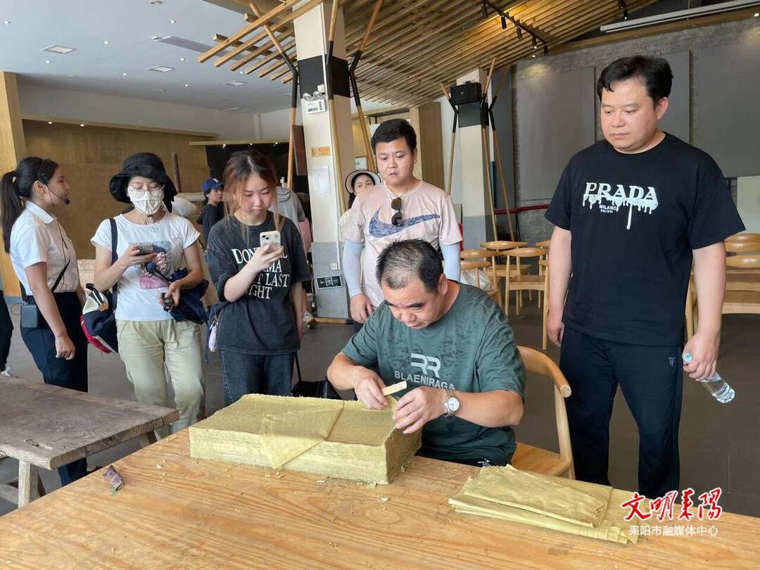 省直媒体组团来耒   为省旅发大会宣传造势