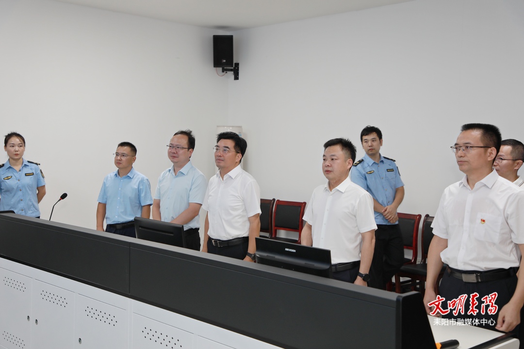 赖馨正到部分单位调研执法管理等工作