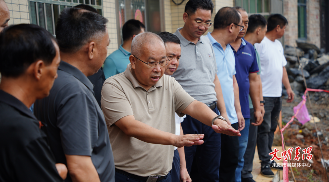 尹立鑫督导防汛抗灾及地质灾害隐患点排查整治工作