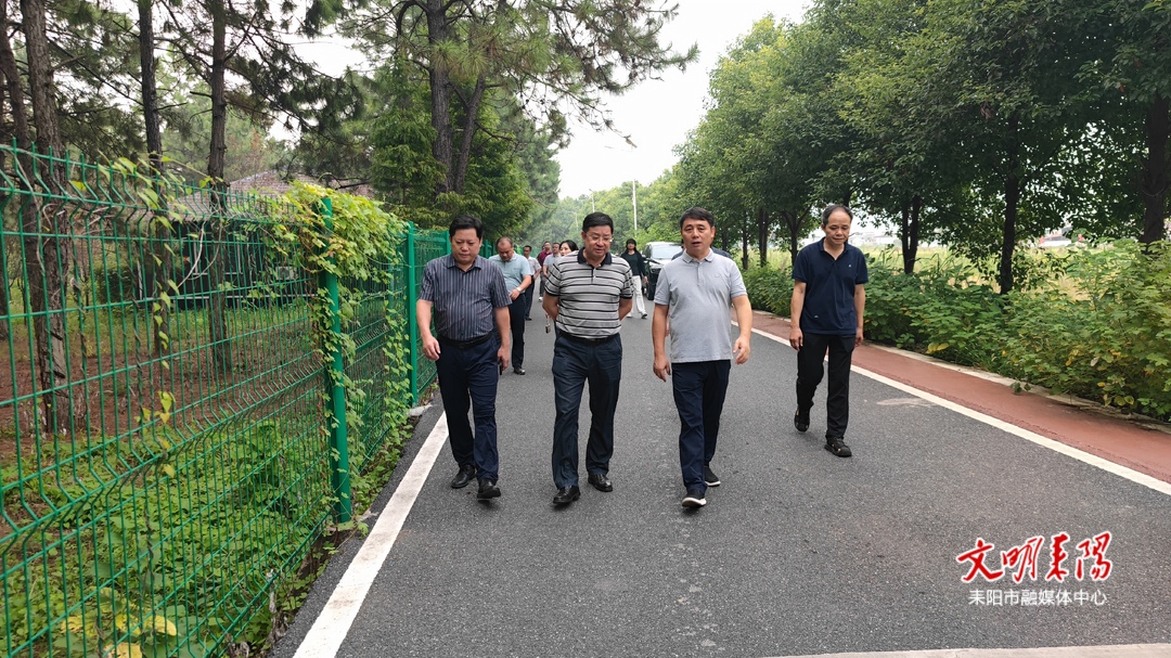 广东省清远市清新区政协来我市考察