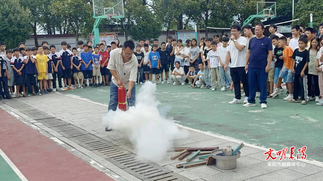 【简讯】罗渡中学举行消防应急演练活动