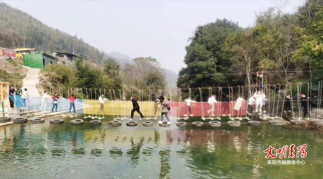国庆假期过半 火热的耒阳象江河景区接待平稳有序