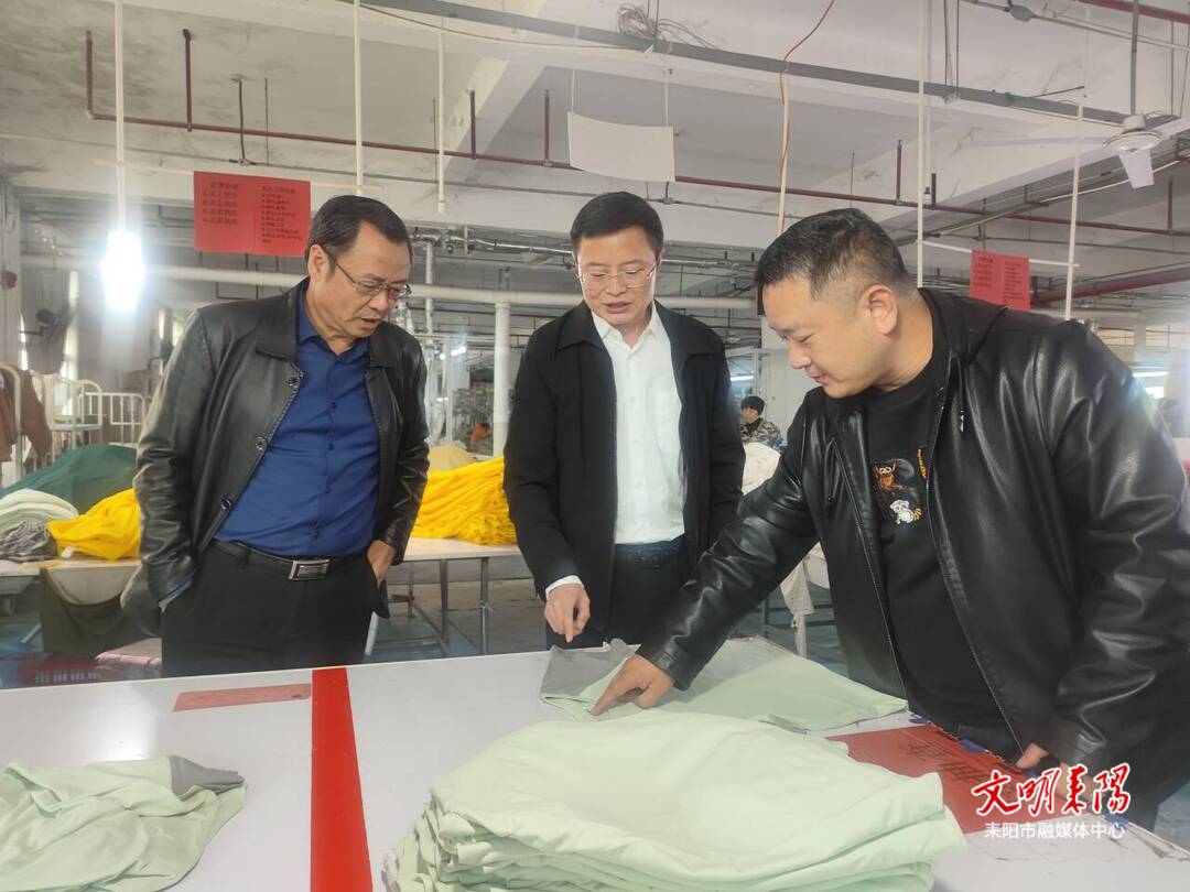 龚志桂走访企业界市人大代表