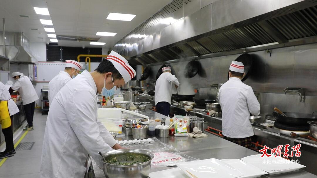 为食品安全加码！耒阳助推建设看得见、用得上、感受到的“4D厨房”