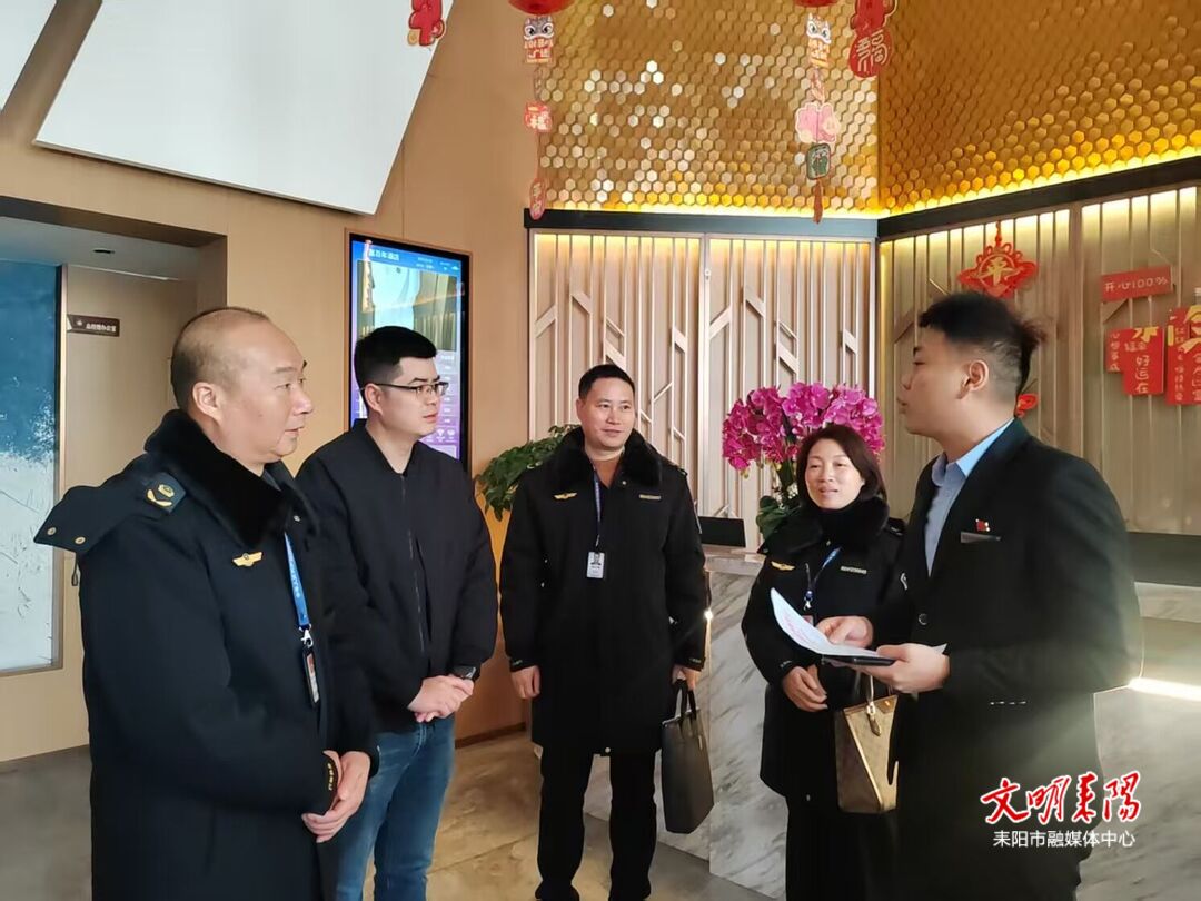 守护春节“价”期  市场监管在行动