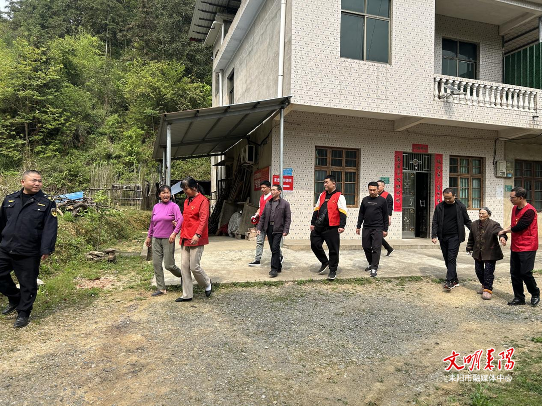黄市镇：以“演”促防  以“练”备战  筑牢汛期地质灾害防护“安全网”