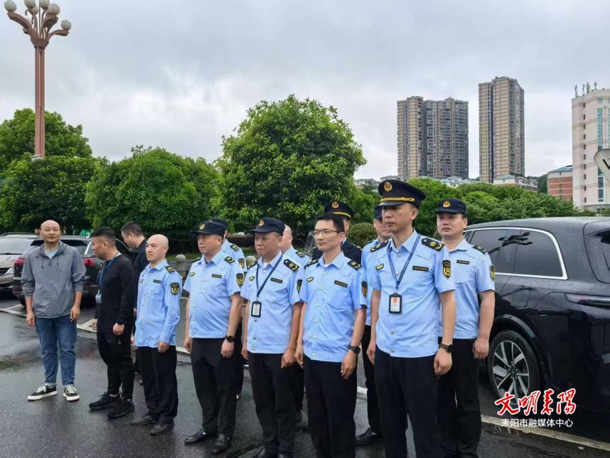 严打“黑车”非法营运  全力护航市民安全出行