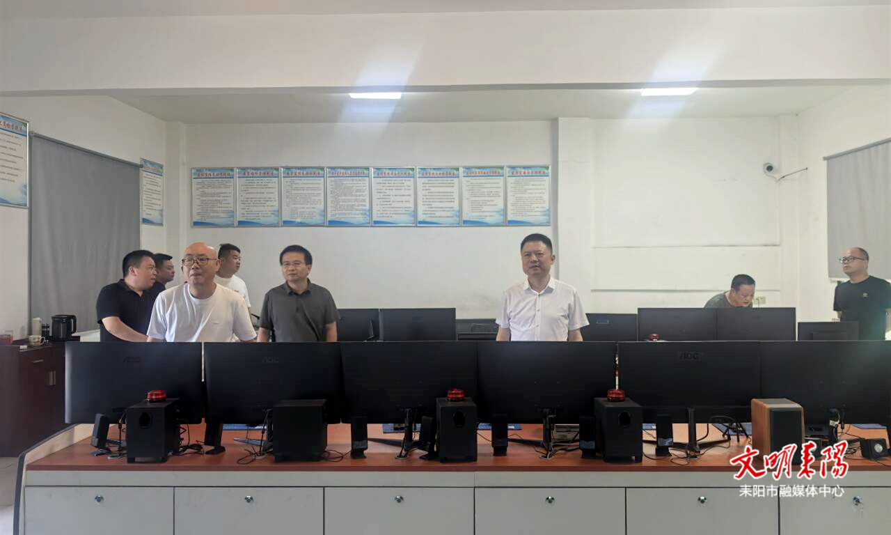 市领导到三都镇督导煤矿安全生产并巡河
