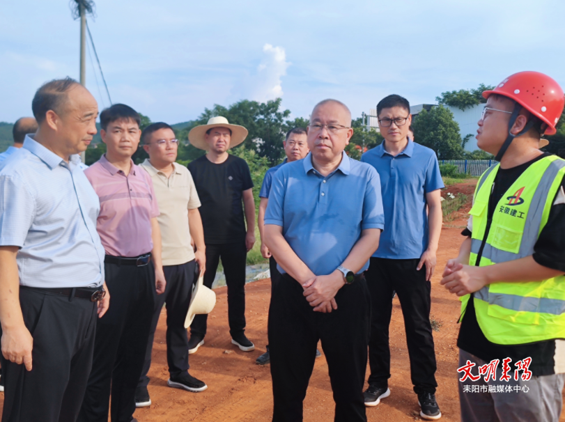 尹立鑫率队调研财税收入及重点项目建设工作