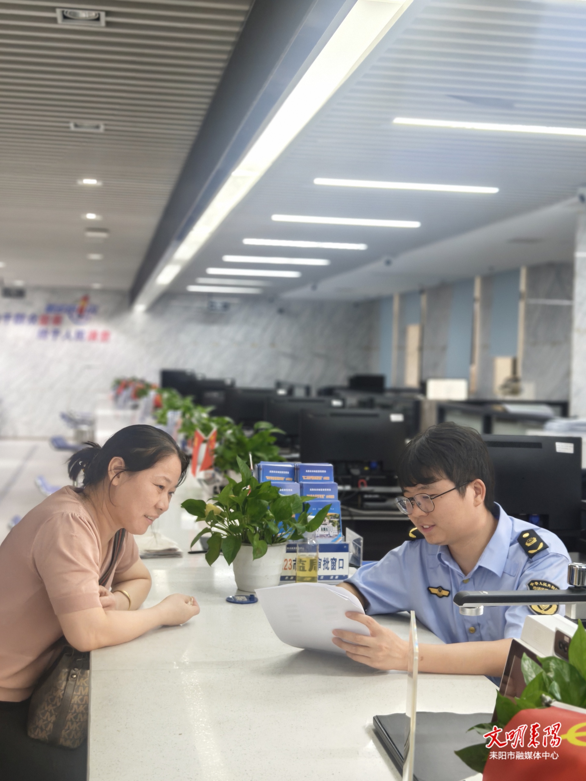 耒阳：1小时“加急”帮办  为20年老店续上烟火气