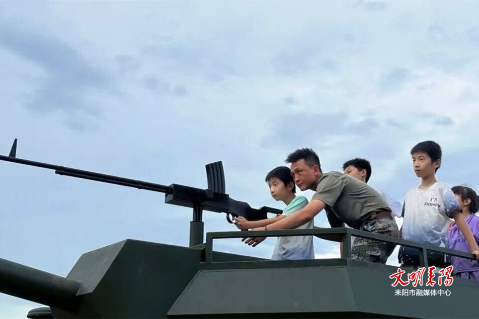 “真槍實彈”等你來體驗！耒陽首個軍事裝備國防教育基地正式開放