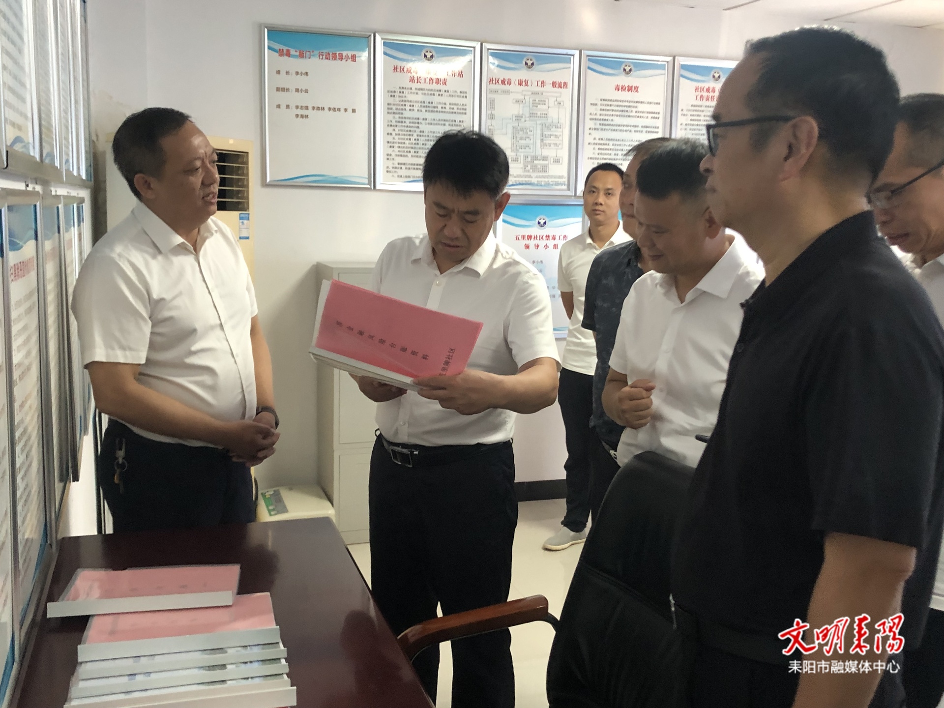 王东文来耒调研平安社区建设及基层社会治理工作