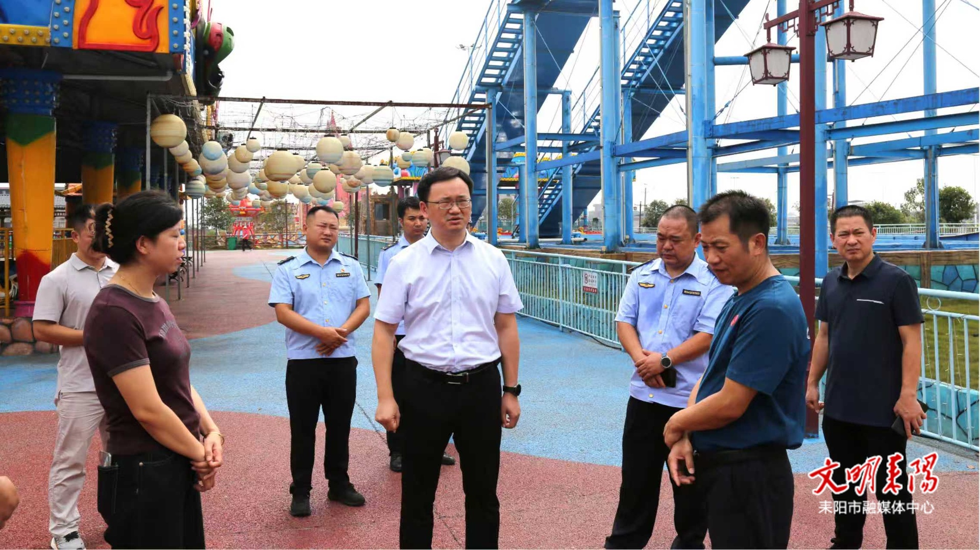 市领导督导商贸流通和特种设备安全生产工作