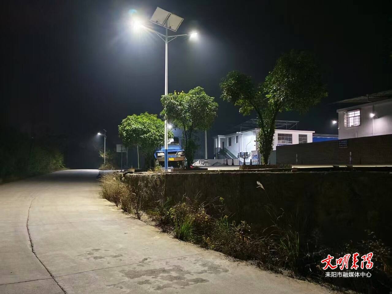 我为群众办实事｜乡村夜，亮堂堂！长坪村336盏灯照亮群众幸福路