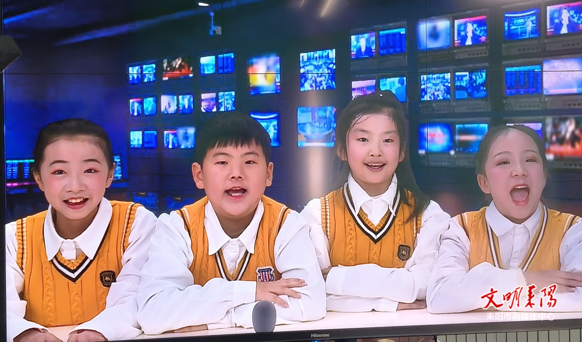 成长可见 逐光而行  耒阳融媒少儿星主播首期结业