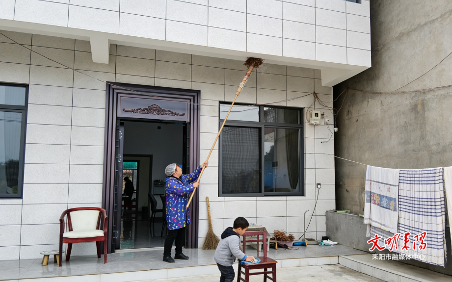 【山乡年味浓】腊月“打弹墨” 除尘迎新盼新春