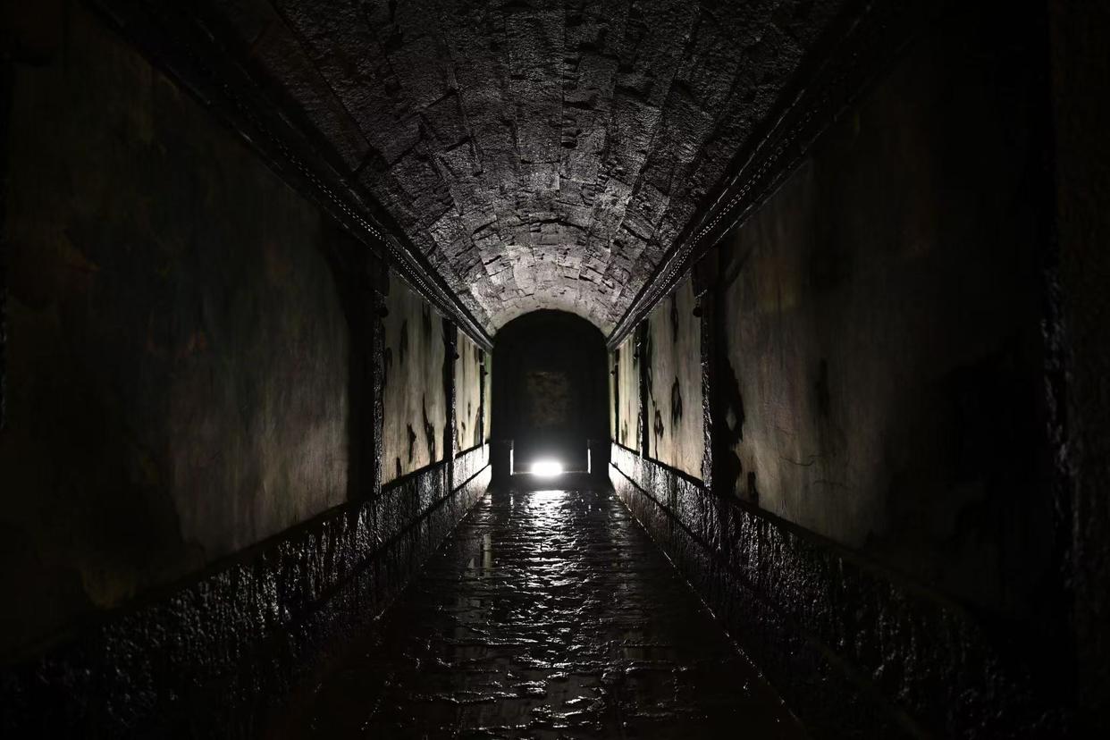 优酷自制悬疑剧《无邪》在重庆正式杀青