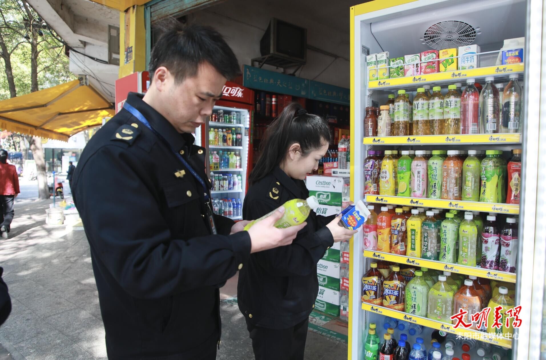 市市场监督管理局开展校园周边食品安全专项检查