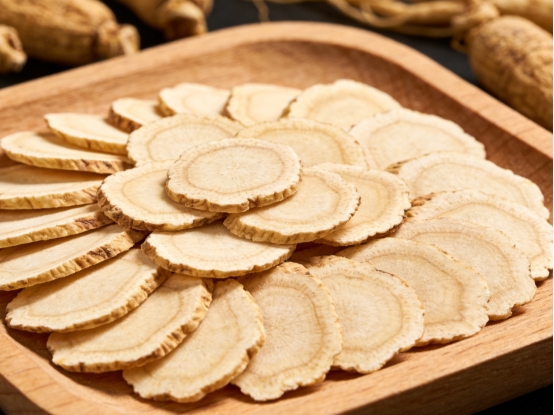 吃了反而难受？2026西洋参禁忌什么一起吃？和这些食物一起吃可能起冲突，最好避开！