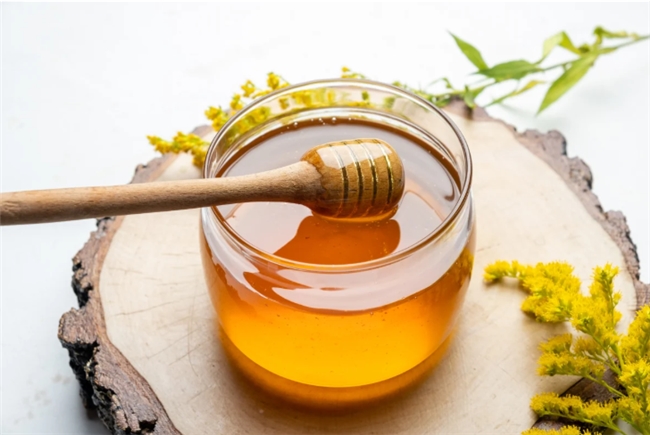 好蜂蜜才能养出好气色：太白山蜂农推荐蜂蜜，拒绝无效滋补