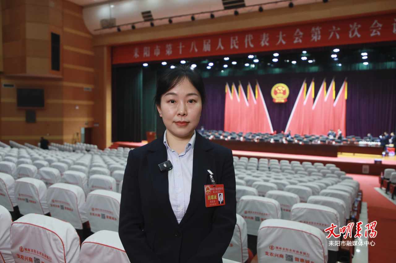 人大代表热议市人大常委会工作报告及法检“两院”工作报告