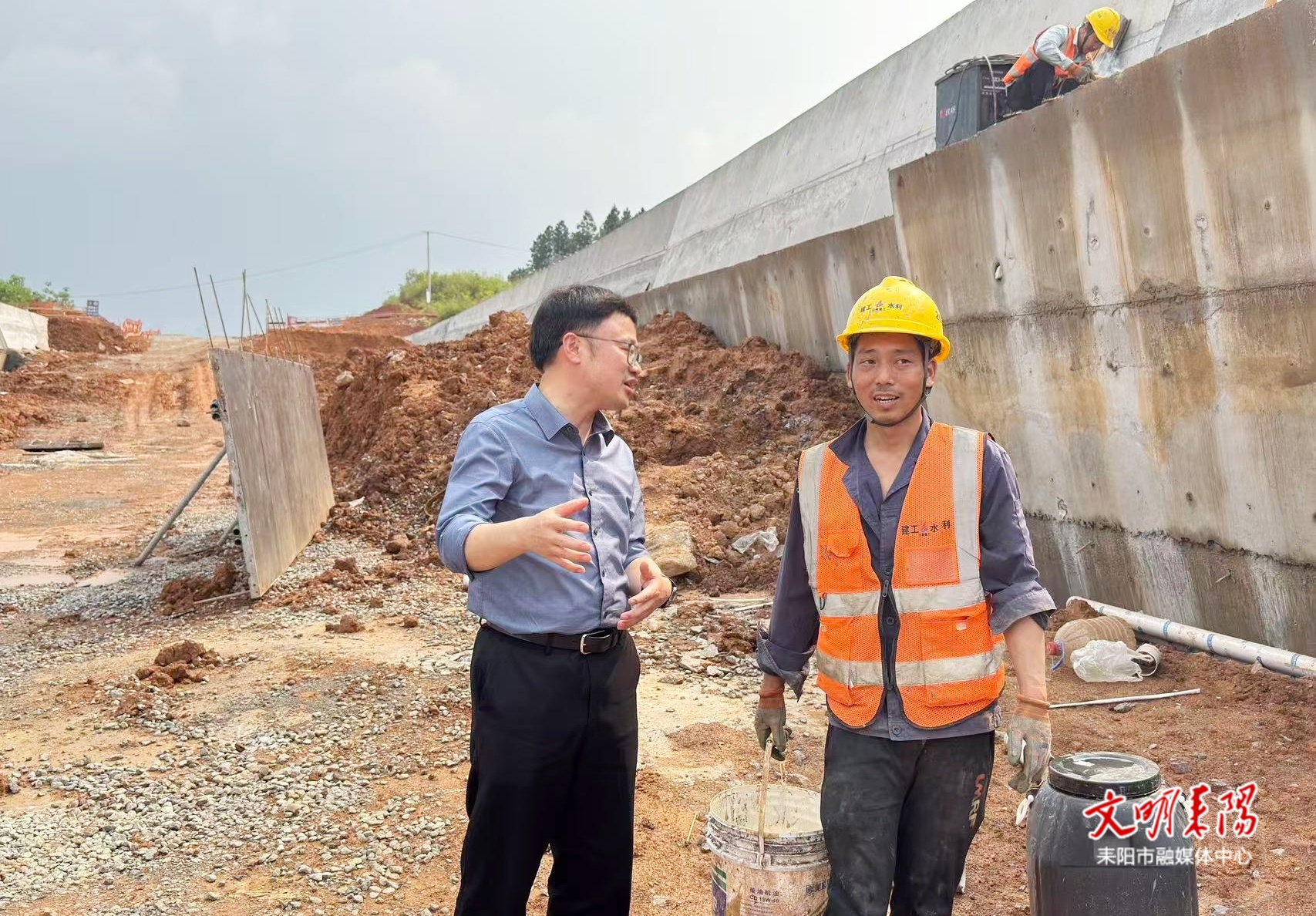 张润槐暗访督战G107绕城公路建设