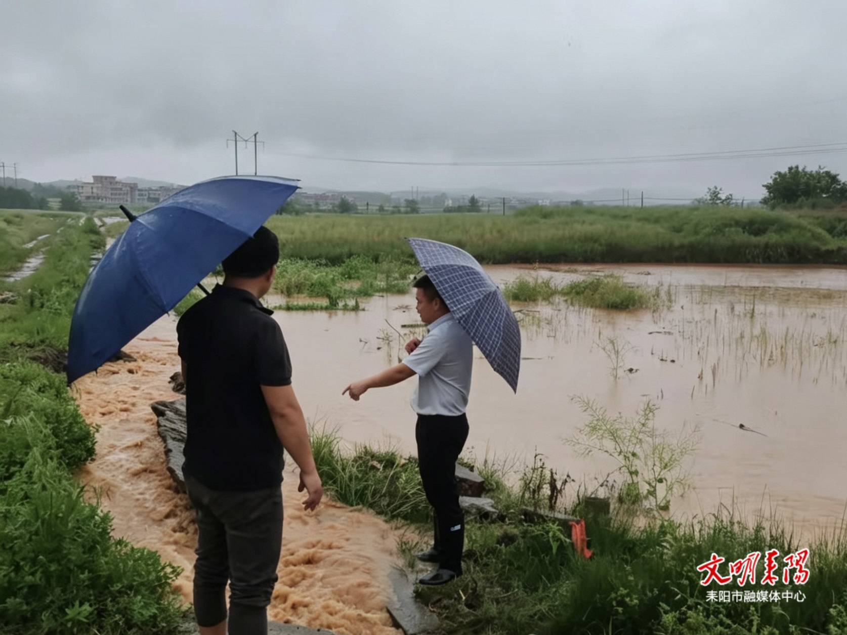 【简讯】大市镇：闻“汛”而动 筑牢汛期安全防线