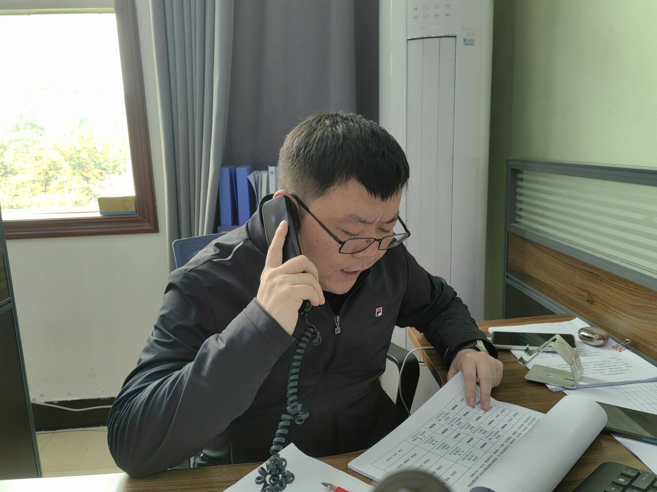 陈昌义督导“五一”假期值班值守、安全生产等重点工作