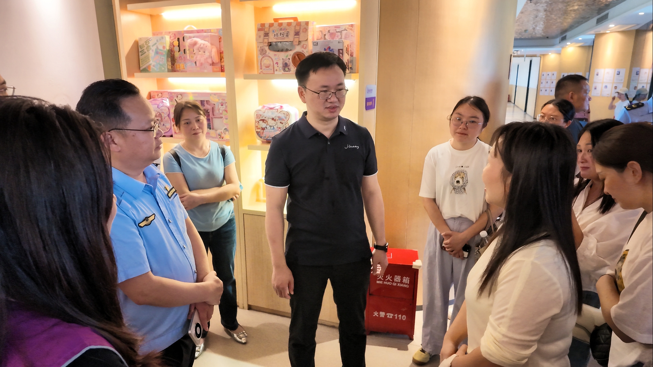 以学提质 守护托管安全——市市场监管局组织托管机构负责人赴衡阳实地参观学习