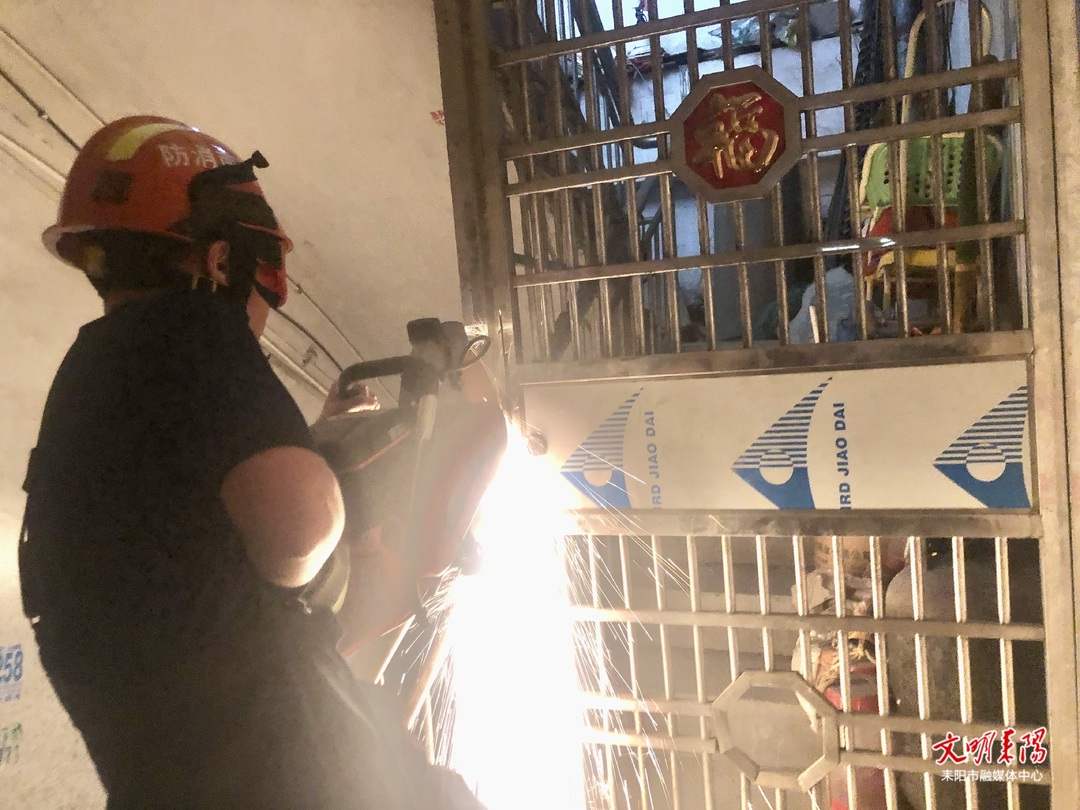 畅通“生命通道”！蔡子池街道开展消防通道及楼道安全集中整治行动