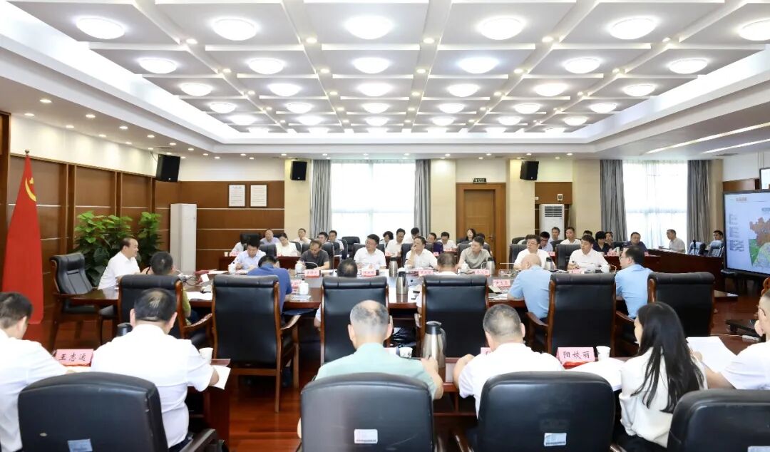 朱健主持召开耒阳市、衡山县经济高质量发展专题座谈会