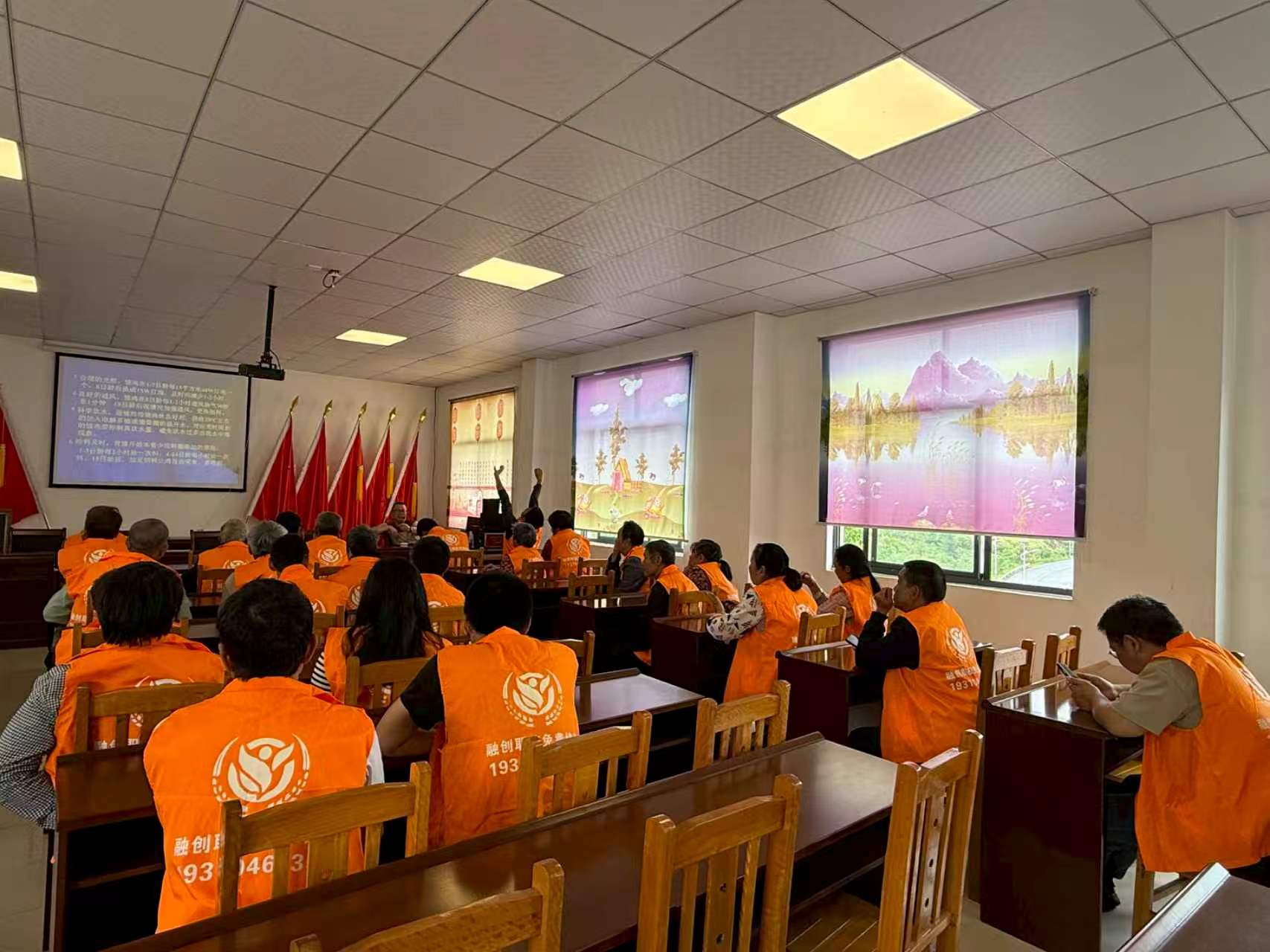 耒阳：家禽养殖“充电”忙 残疾人“阳光增收”有底气