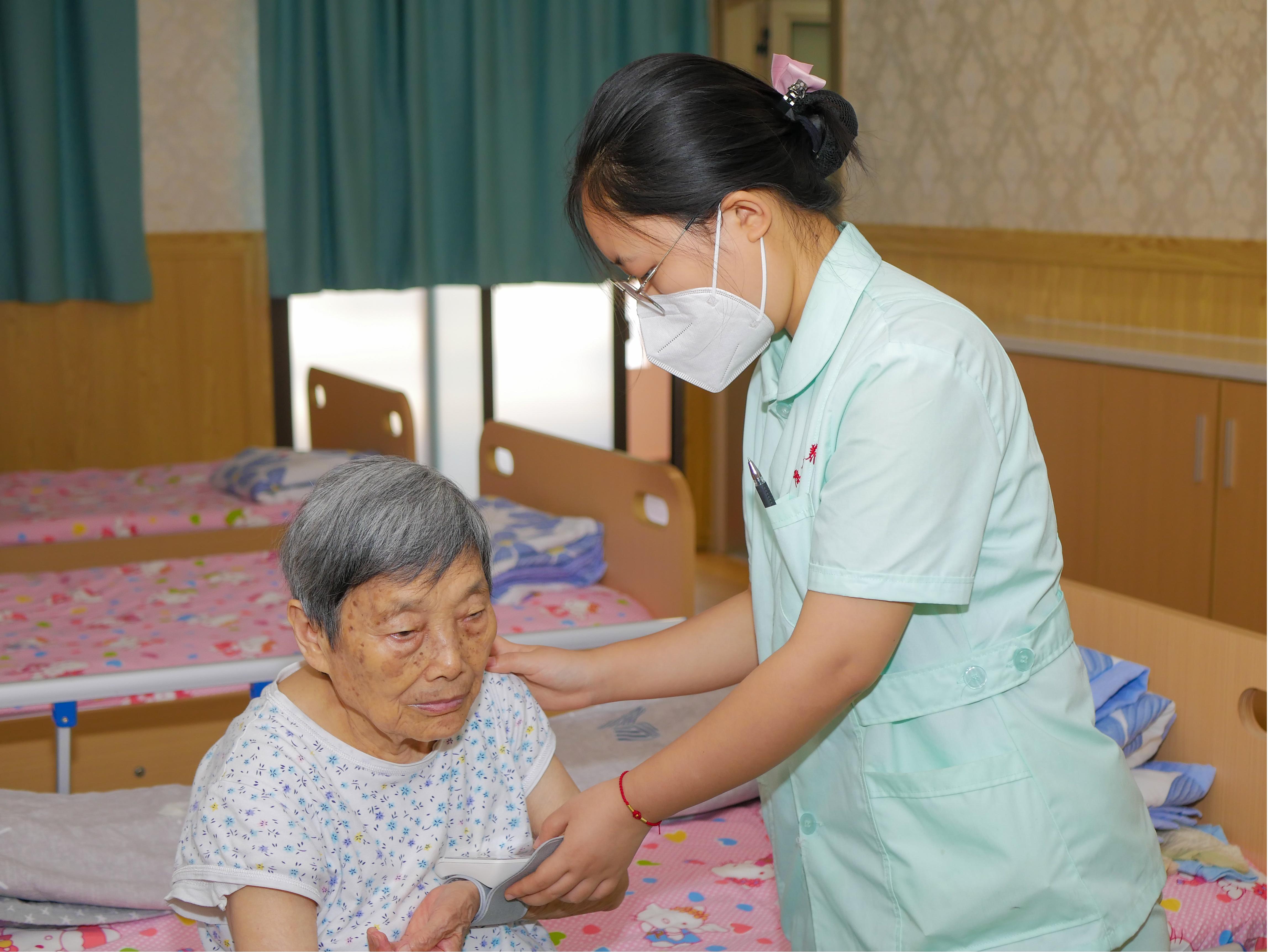 2026重庆医养结合养老院哪家靠谱？可康复、适合老人长期入住机构推荐
