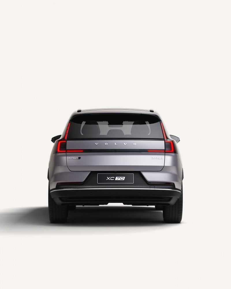 长途自驾买什么车：XC701201km续航说走就走
