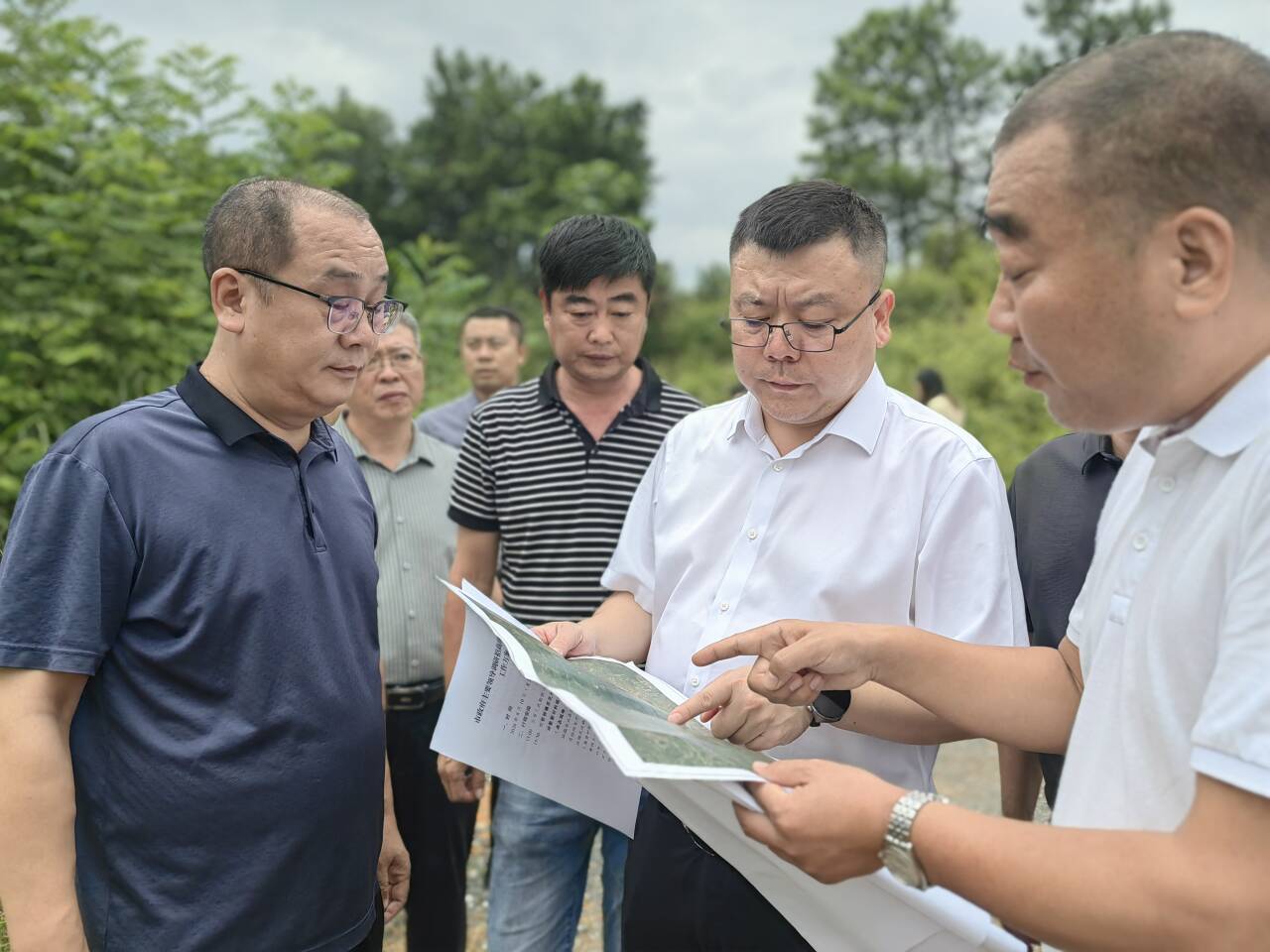 陈昌义带队调研招商项目落地工作