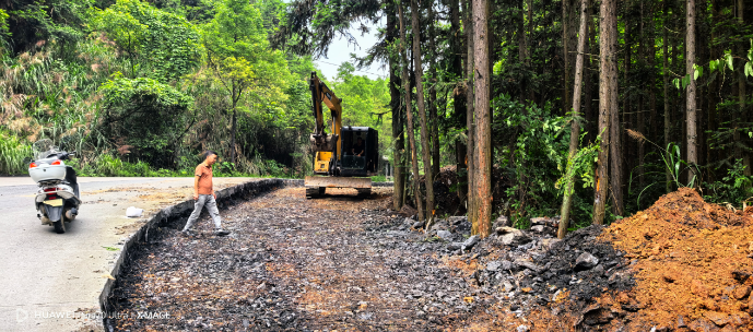 靶向整治弯道隐患 畅通群众出行之路  三都镇扎实推进道路交通安全治理