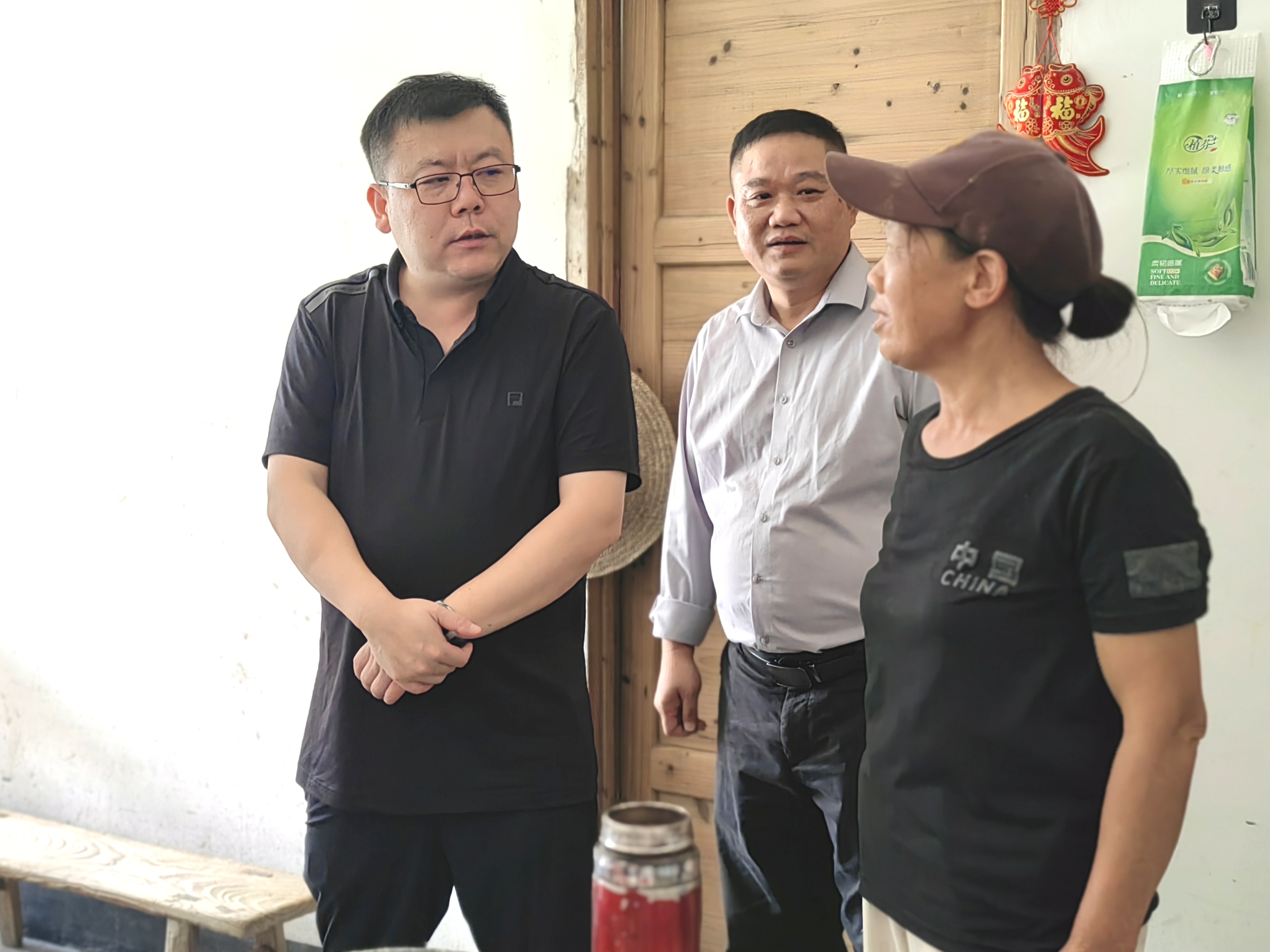 陈昌义到龙塘镇检查煤矿安全生产 调研常态化帮扶工作