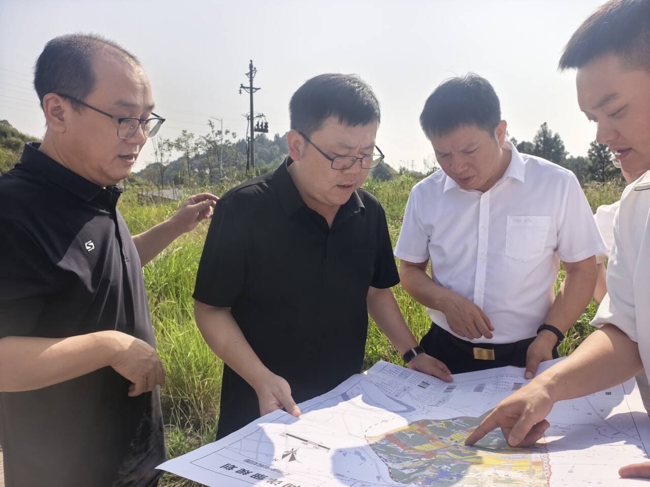 陈昌义调研高铁新城开发建设及节日值班值守工作