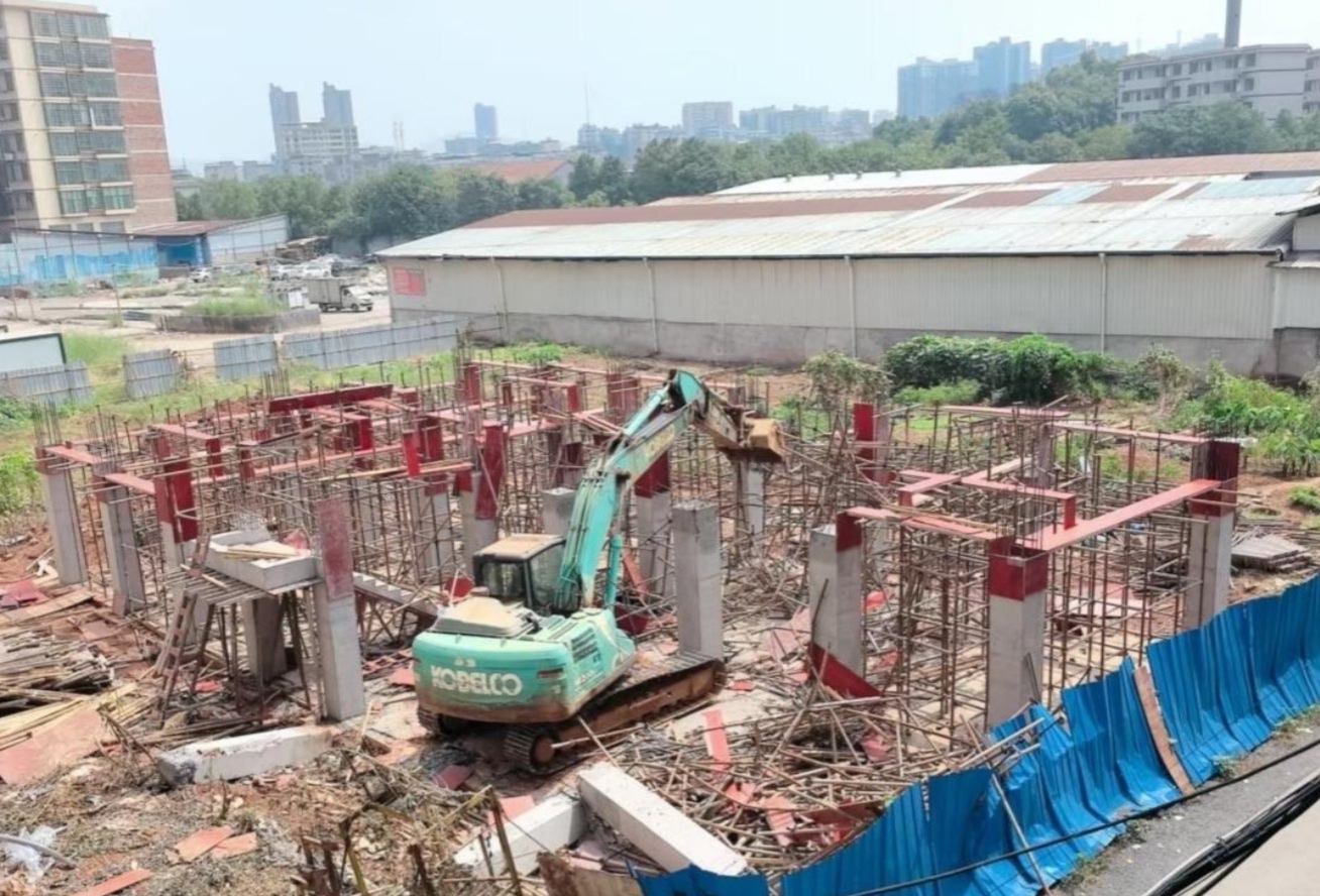 耒阳：控违“不打烊” 拆违“出实招”
